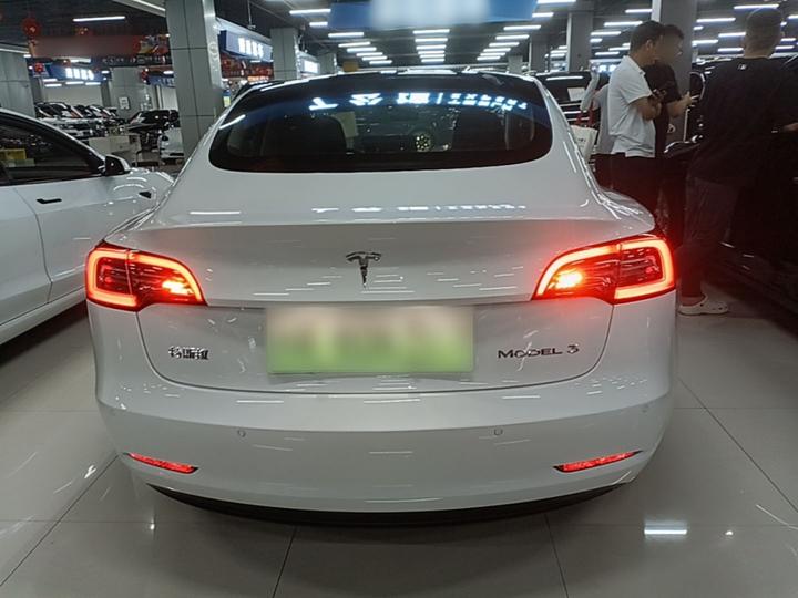 Model 3 2021 Standard Range RWD Upgraded photo 3