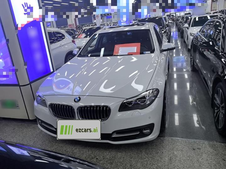 5 Series 2017 525Li Leading photo 2