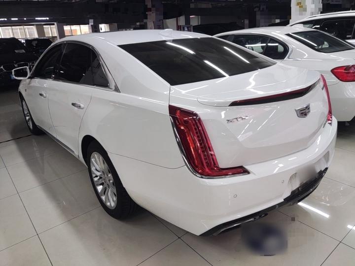 XTS 2018 28T Tech photo 4