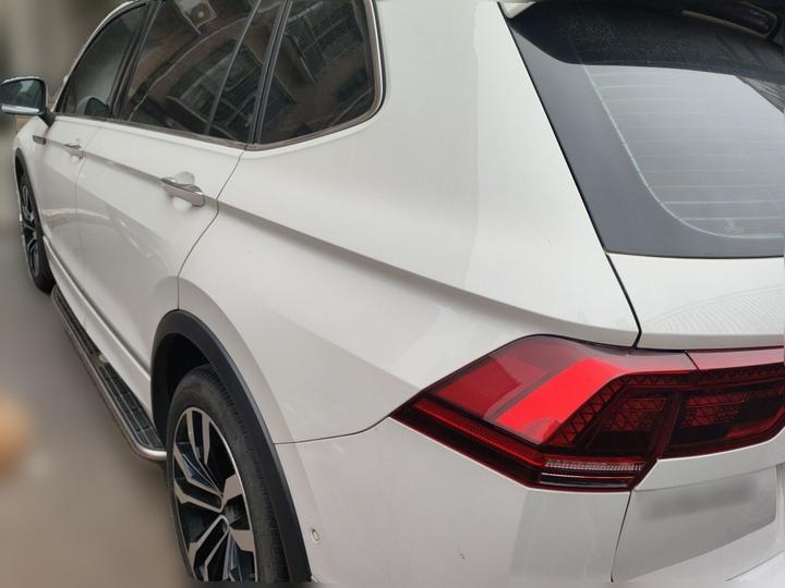 Tiguan L 2021 330TSI AT RWD R-Line Flagship photo 4