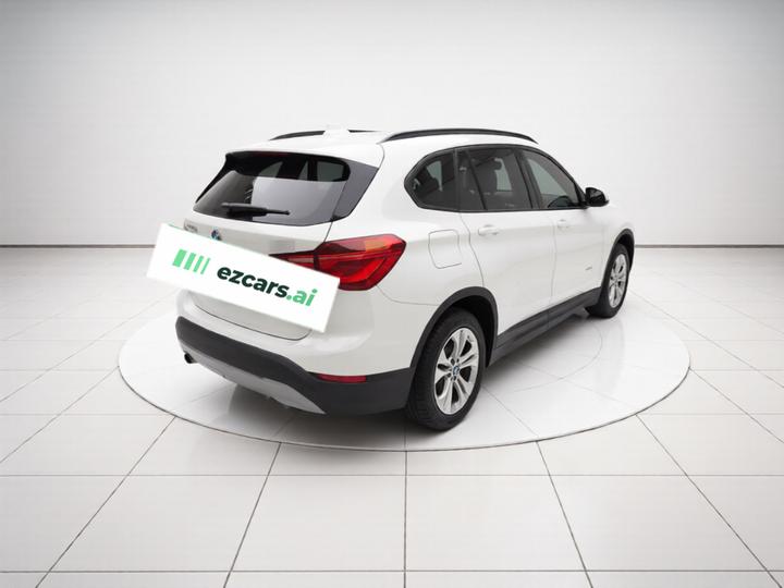 X1 2016 sDrive18Li Exclusive photo 6