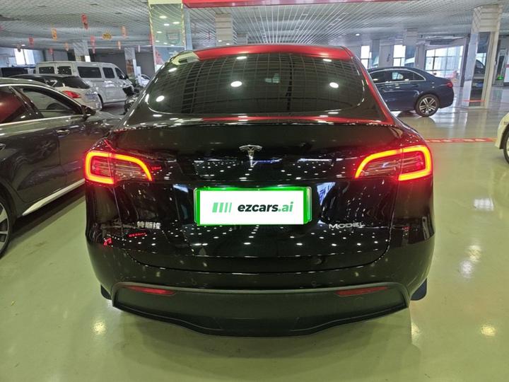Model Y 2022 Facelift RWD photo 3