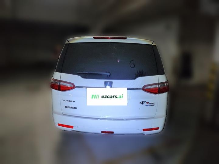 Luxgen 7 MPV 2016 2.0T Luxury photo 5