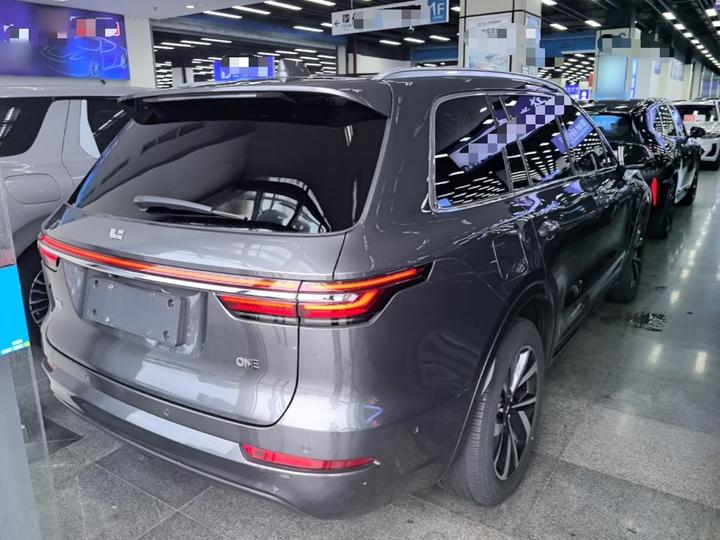 Li Auto ONE 2021 EREV 6-Seater photo 4