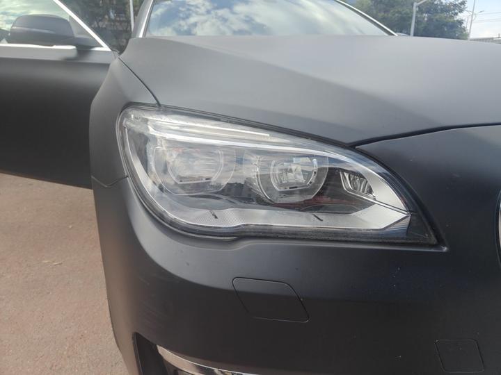 7 Series 2013 740Li Leading photo 7