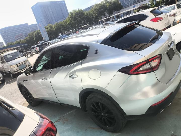 Levante 2016 3.0T Standard photo 4