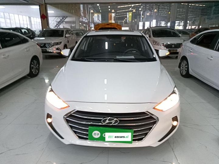 Elantra 2016 1.6L AT Smart Elite photo 2