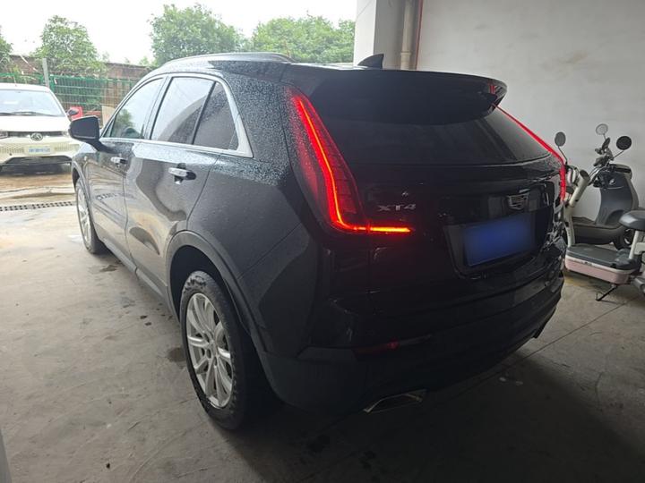 XT4 2020 Facelift 28T RWD Tech photo 4