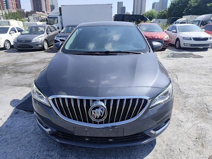 Verano 2015 Sedan 15S AT Leading photo 2