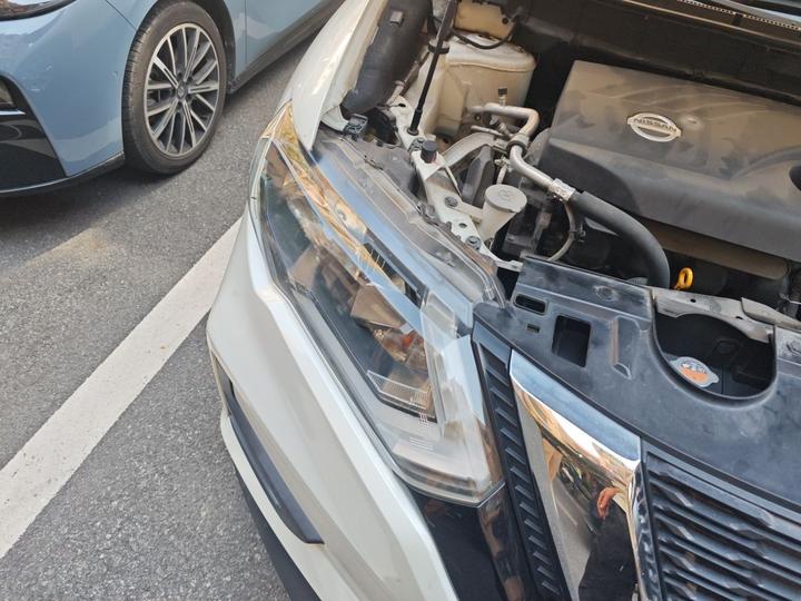 X-Trail 2017 2.0L CVT Comfort 2WD photo 7