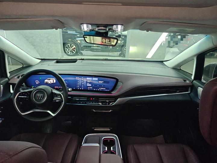2023 2.0T 6-Seater photo 5