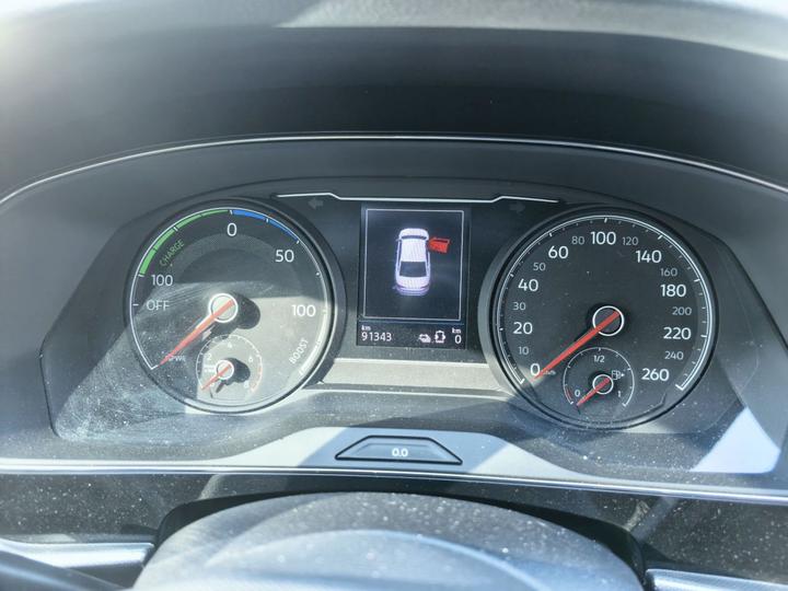 Passat EV 2022 430PHEV Hybrid Business photo 7