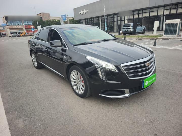 XTS 2018 28T Tech photo 3