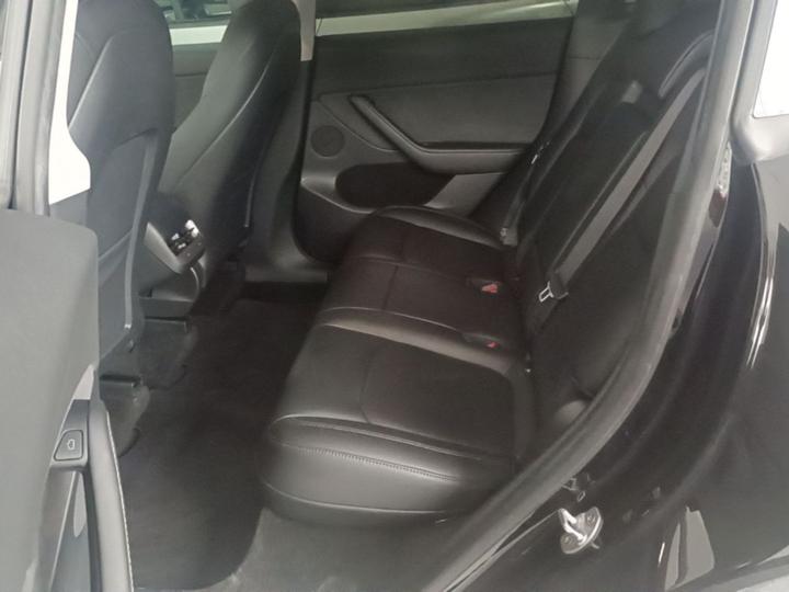 Model Y 2022 RWD photo 4