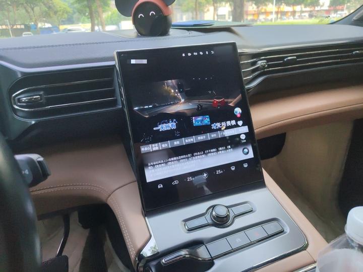 ES6 2020 600KM Sport photo 5