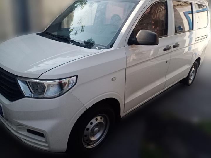 Wuling Hongguang V 2022 1.5L LAR