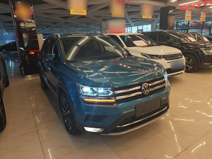 Tharu 2021 330TSI AWD Luxury photo 3