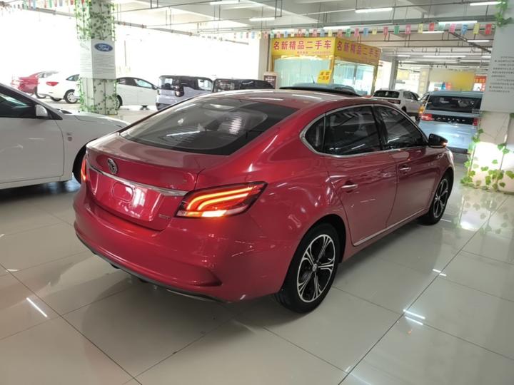 MG6 2017 20T AT Luxury Connected China V photo 6