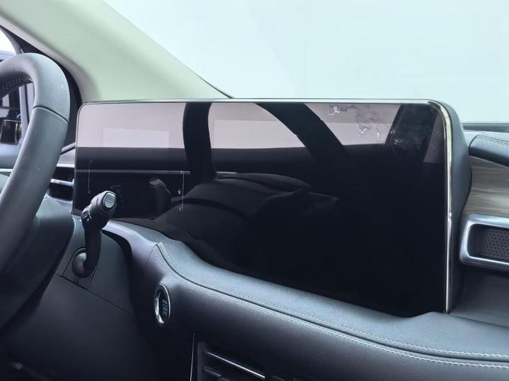 Edge 2022 PLUS EcoBoost 245 AWD 7-Seater photo 4