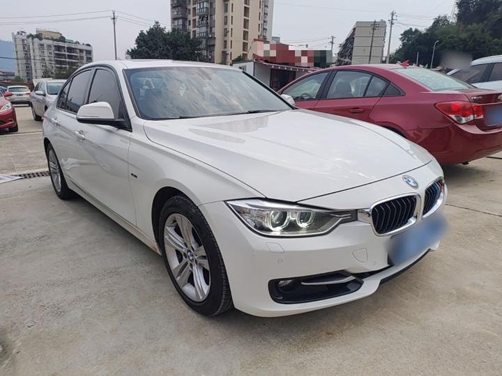 3 Series 2015 320i Sport Design Package photo 3