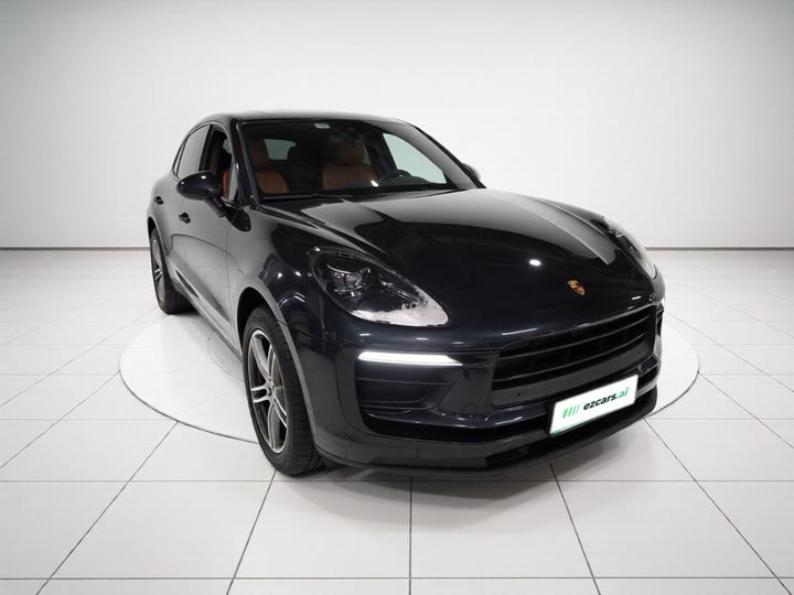 2024 Macan 2.0T photo 3