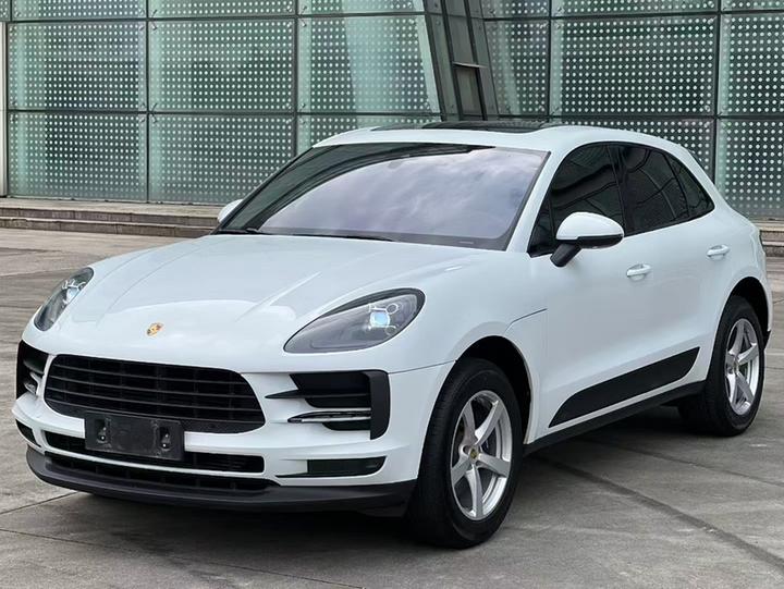 2018 Macan 2.0T