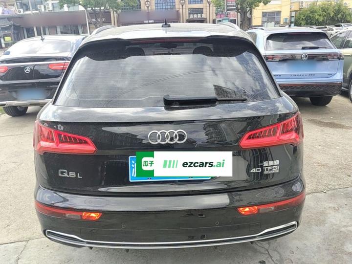 Q5L 2020 Facelift 40 TFSI Fashion photo 3