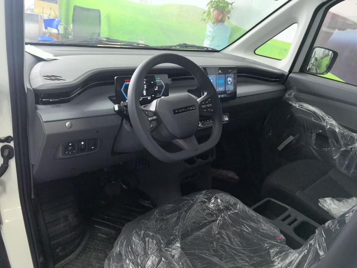 Xiangling U8 2026 Comfort 66.67kWh photo 5