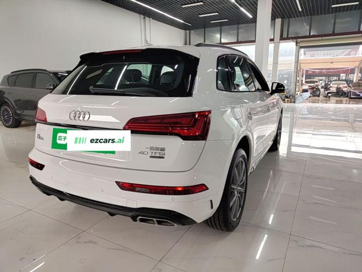 Q5L 2024 40 TFSI Luxury Dynamic photo 6