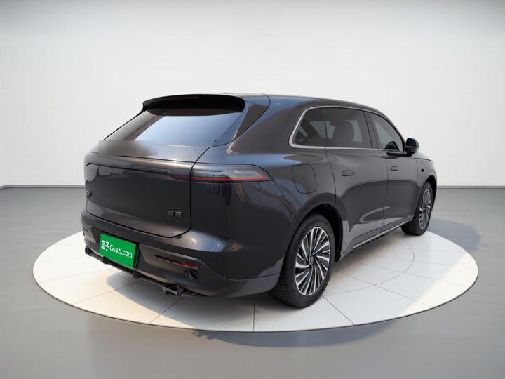 Sterra ET 2025 EREV 265 Pro RWD photo 3