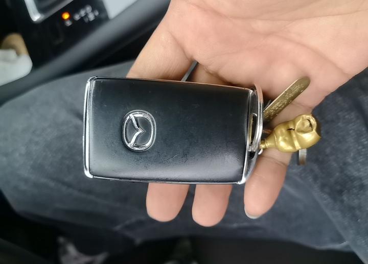 3 Axela 2021 2.0L AT photo 8