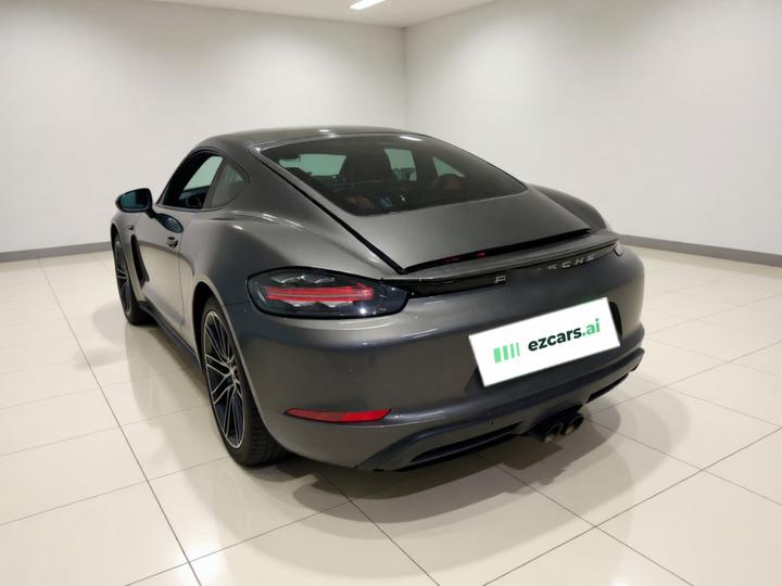 718 2020 Cayman 2.0T photo 4