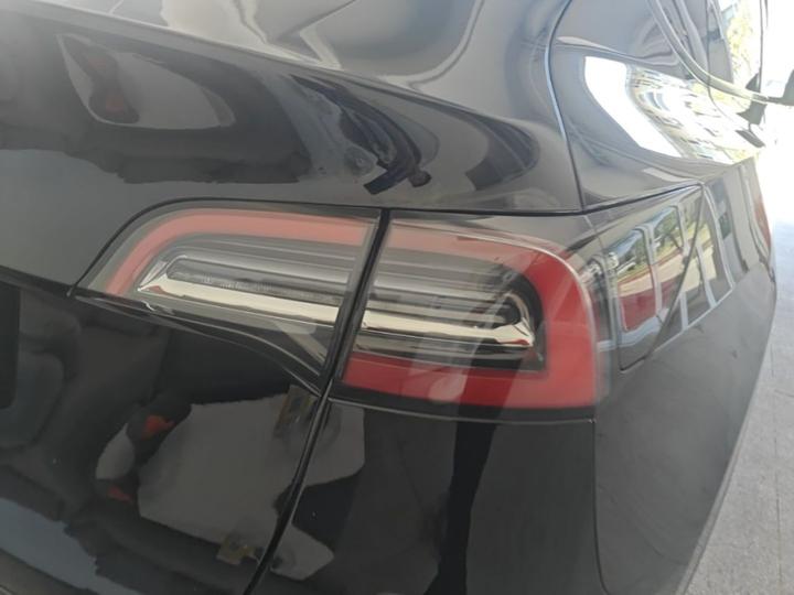 Model Y 2022 Long Range AWD photo 7