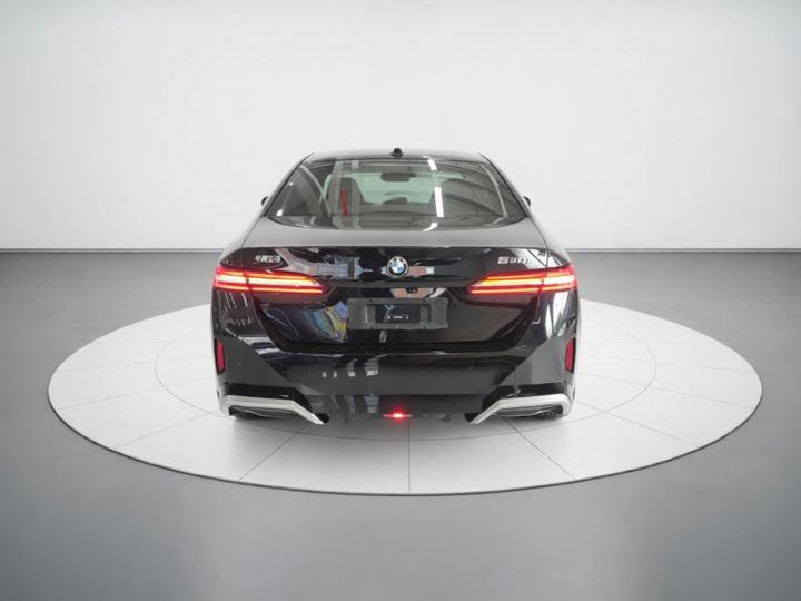 5 Series 2024 525Li M Sport Package photo 5