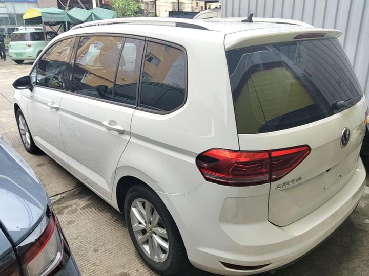 2016 L 280TSI DSG Comfort photo 4