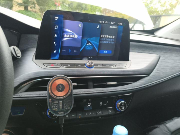 6 2022 PHEV Smart photo 5