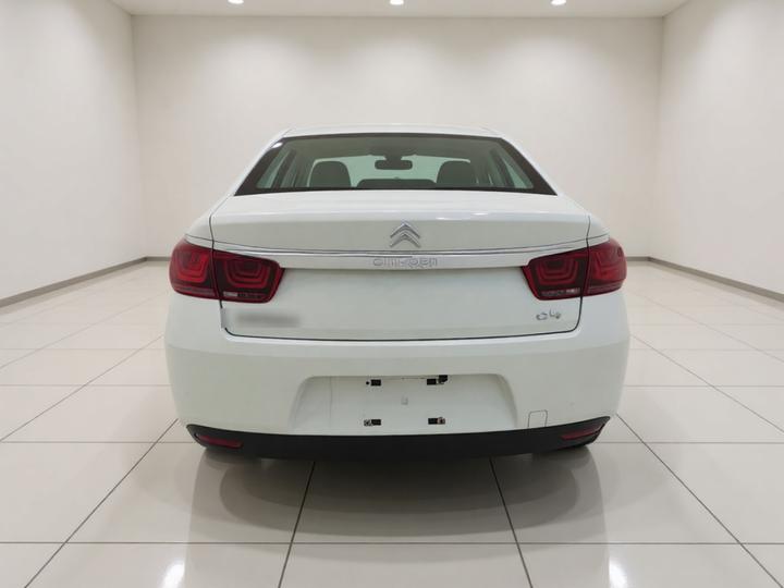 C4 2018 1.6L MT Comfort photo 3