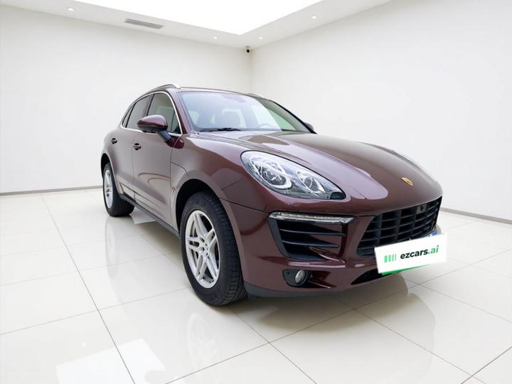2017 Macan 2.0T photo 3