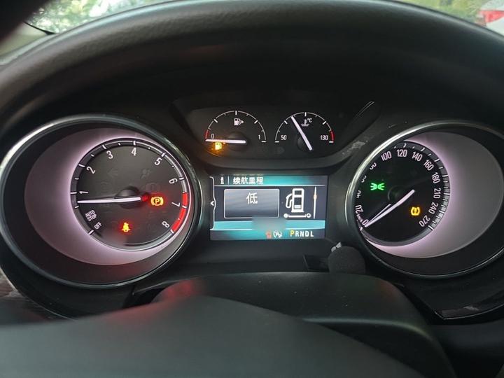 Verano 2015 Sedan 15S AT Leading photo 4