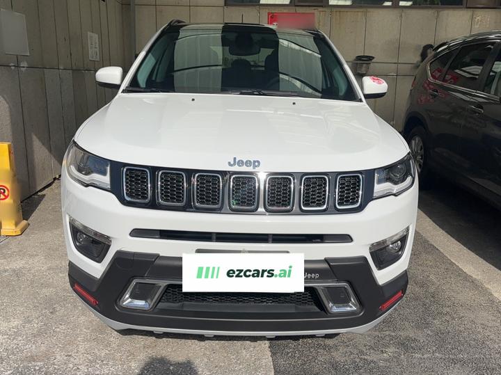 Compass 2019 220T AT photo 3