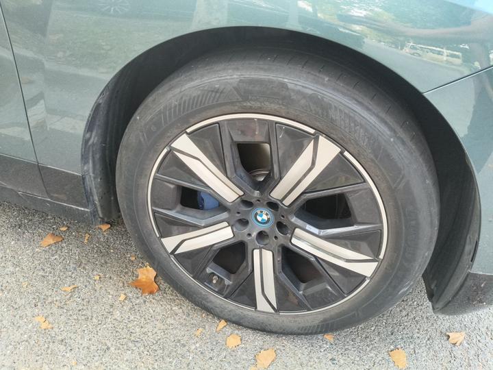 iX 2023 Facelift xDrive40 photo 8