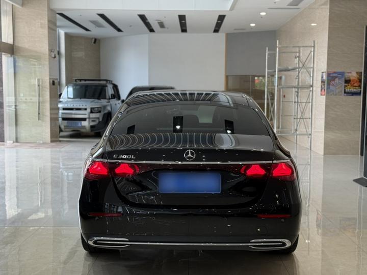 E-Class 2026 E 300 L Luxury photo 4