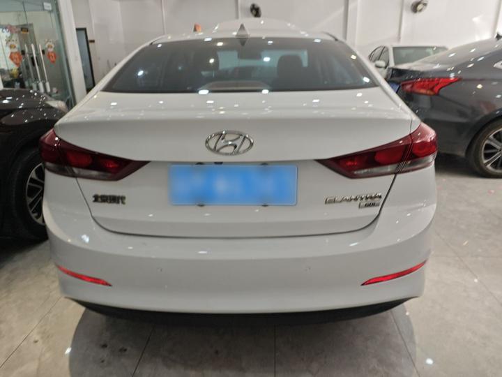 Elantra 2016 1.6L AT Smart Elite photo 5