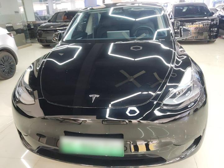 Model Y 2024 RWD photo 2