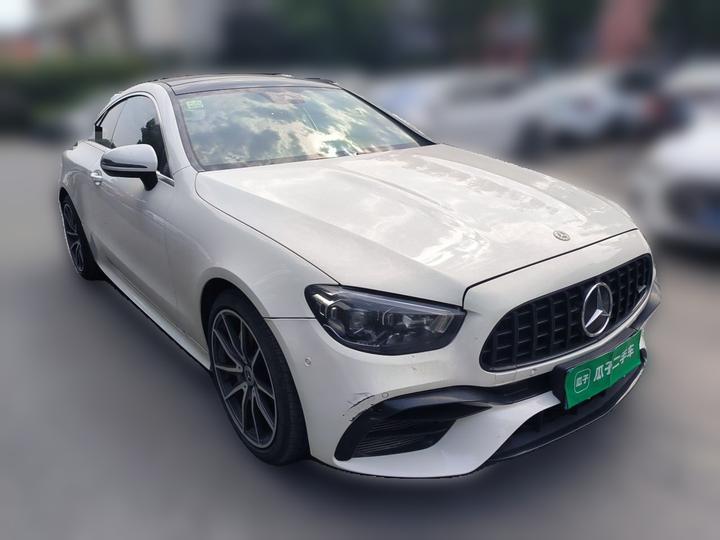 E-Class Imported 2018 E 200 4MATIC Coupe photo 3