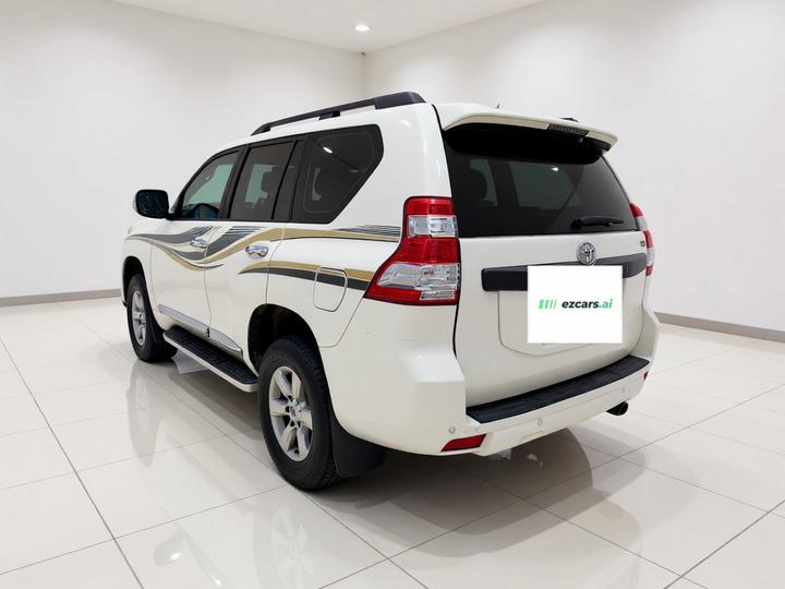 Prado 2014 4.0L AT TX-L NAVI photo 4