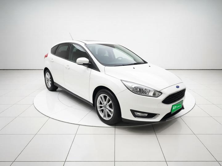 Focus 2015 Hatchback 1.6L MT photo 3