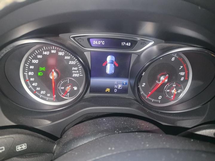 GLA 2017 GLA 200 Dynamic photo 4