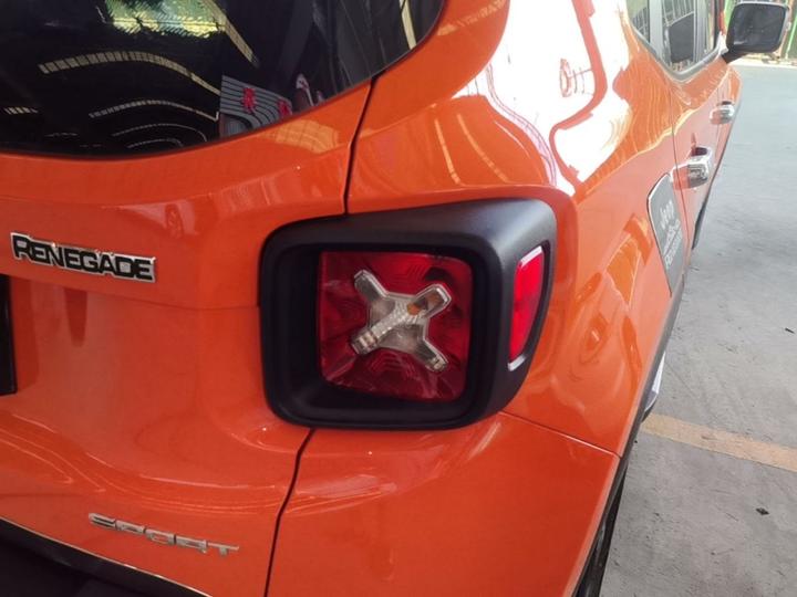 Renegade 2016 1.4T AT photo 7