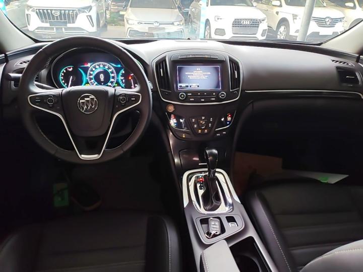 Regal 2015 1.6T Elite Tech photo 5